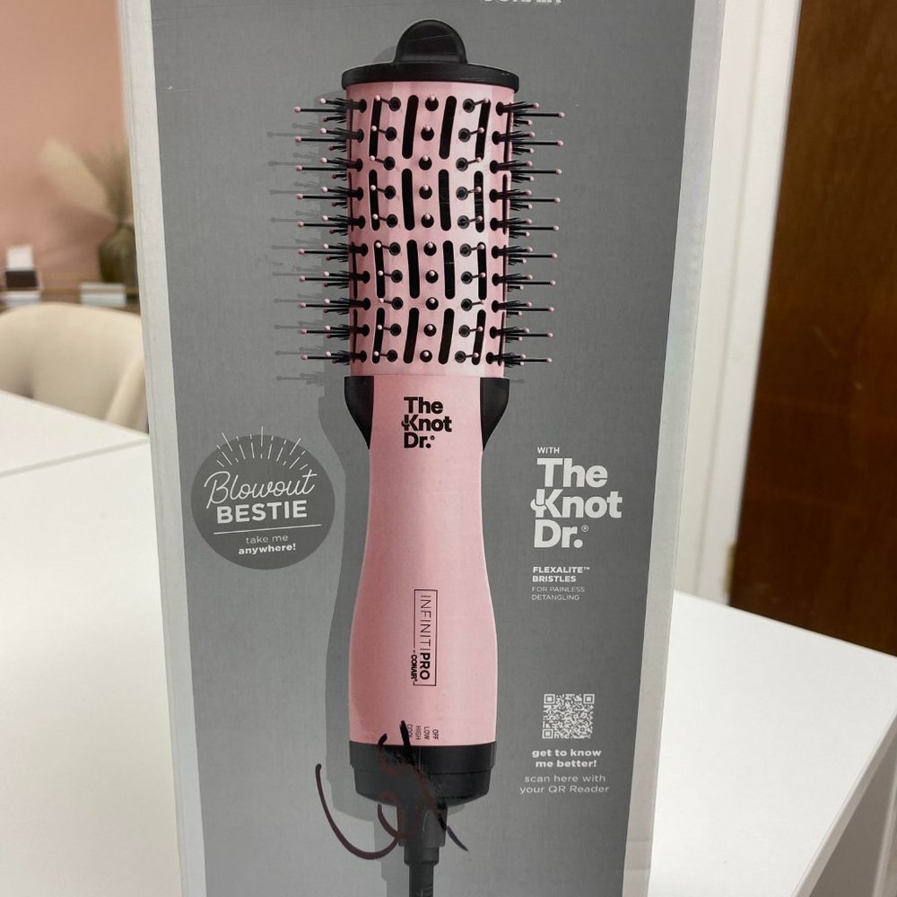 Brand New All-in-One Mini Oval Dryer Brush